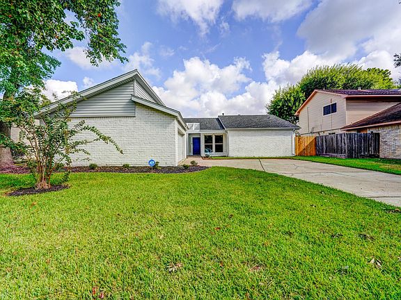 3rd image of 1850 Fall Meadow Dr