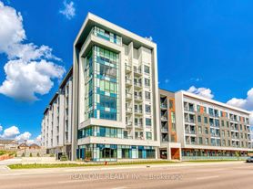 95 Dundas St W