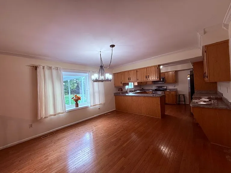 2788 Pinewood Dr — Photo 8
