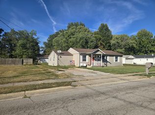 720 Airport Rd, Mount Vernon, IL 62864