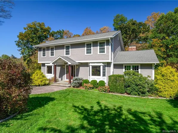 24 Columbia Drive, New Fairfield, CT 06812