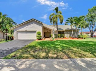 10401 NW 5th Ct, Plantation, FL 33324