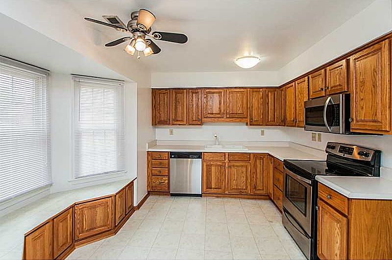 1st image of 1613 Bridle Creek Ct