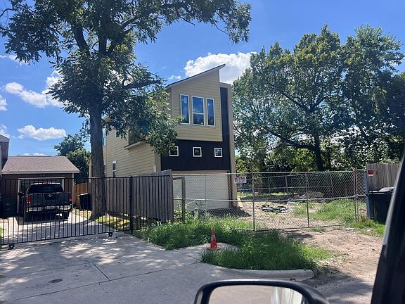 4th image of 5107 Evella St