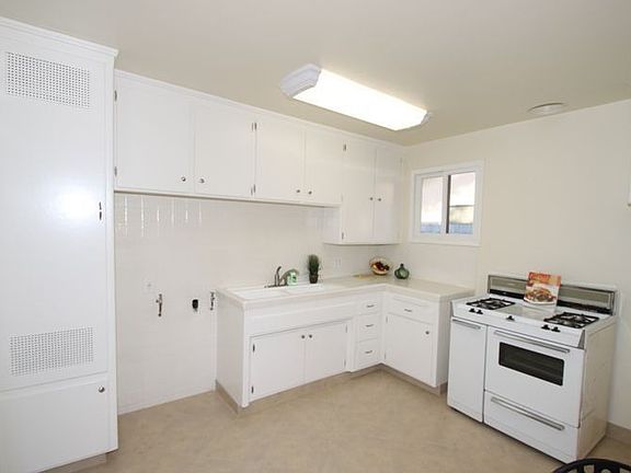 5th image of 3518 Madison Ct