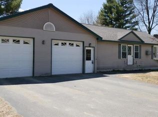 17 Lowe St, Madison, ME 04950