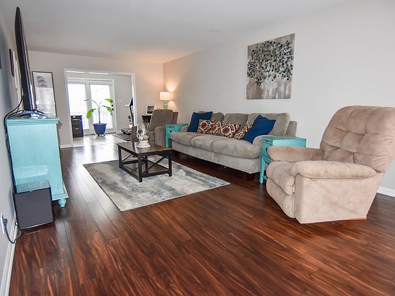 3rd image of 3515 Elmridge Dr