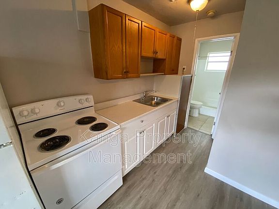 4th image of 3971 SW 12th Pl #2