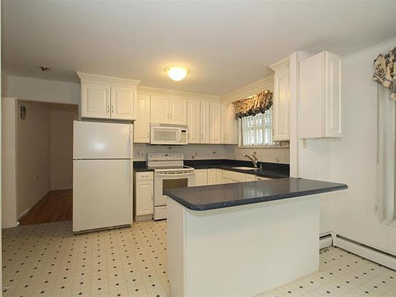 2nd image of 1812 Mount Juliano Ln