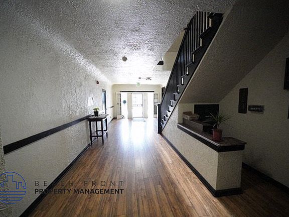 5th image of 402 N Soto St Unit 20