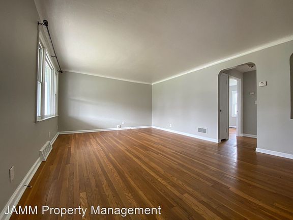 5th image of 7704 Ivandale Dr