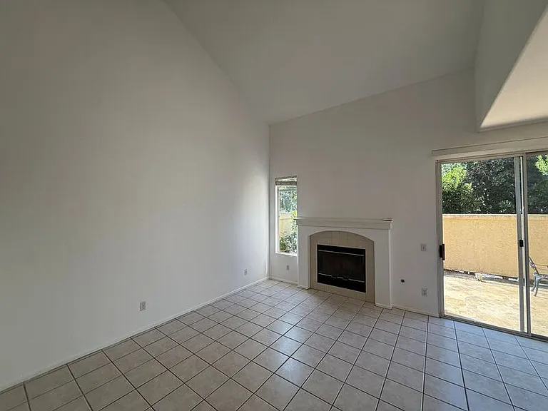 10880 Creekbridge Pl — Photo 3