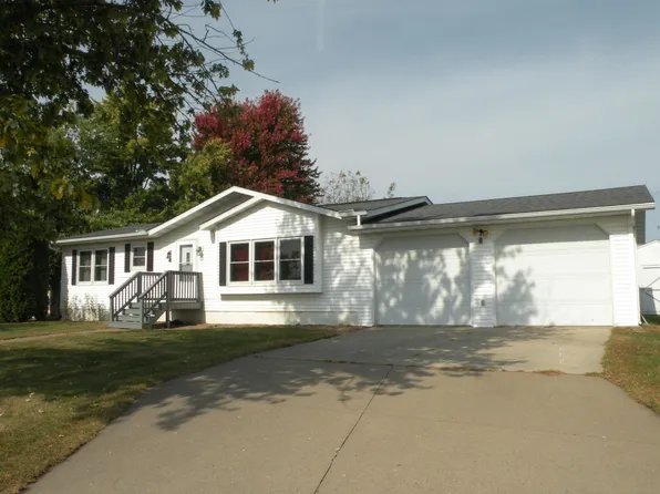 501 E Parrish St, Prairie Du Chien, WI 53821