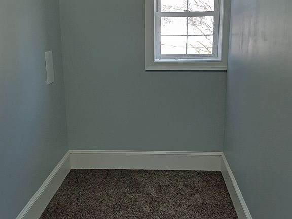 Walk in Closet in Master bed