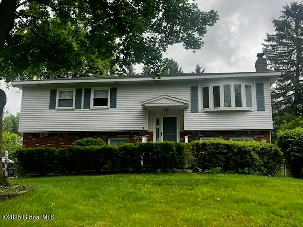 30 S Sparrowbush Road, Latham, NY 12110