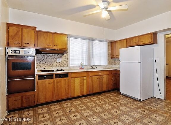 4th image of 6021 N Claremont Ave
