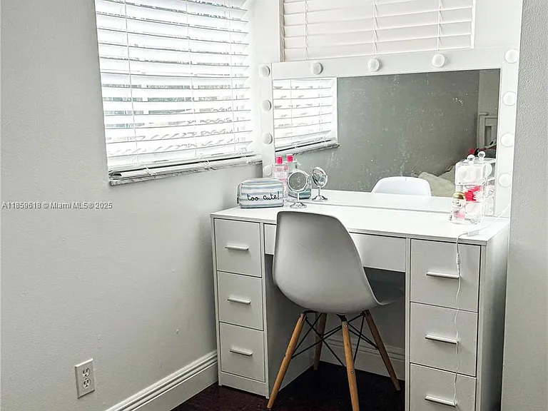 1543 Barcelona Way #5-30 — Photo 11