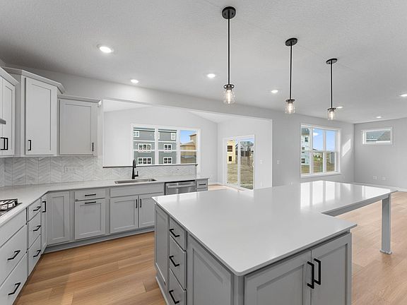 7th image of this home