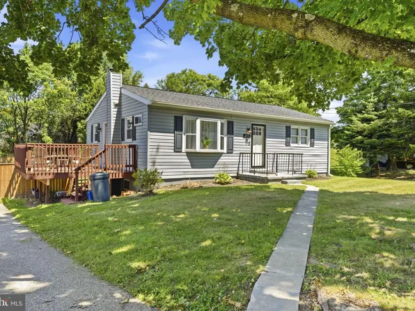 3932 Shiloh Ave, Hampstead, MD 21074