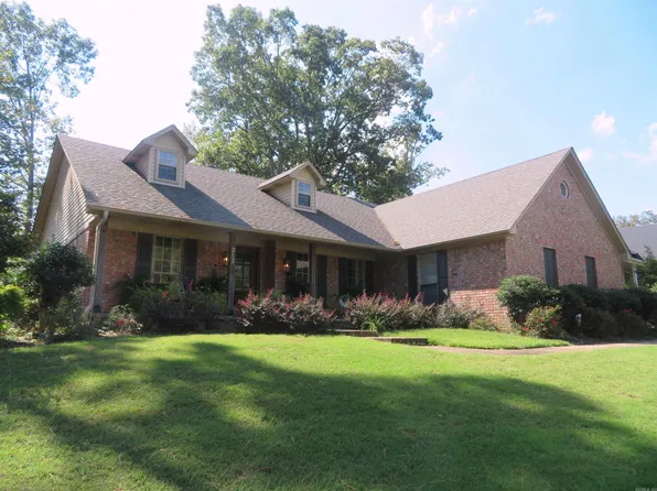 213 N Park Dr, Arkadelphia, AR 71923