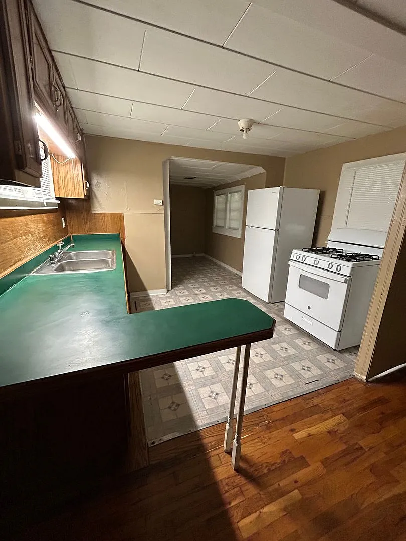 Nice 3 bedroom 1 bath home Walking distance to PSU!! — Photo 4