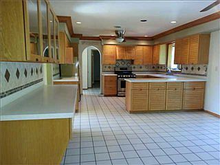 5th image of 5 Thomsen Ct