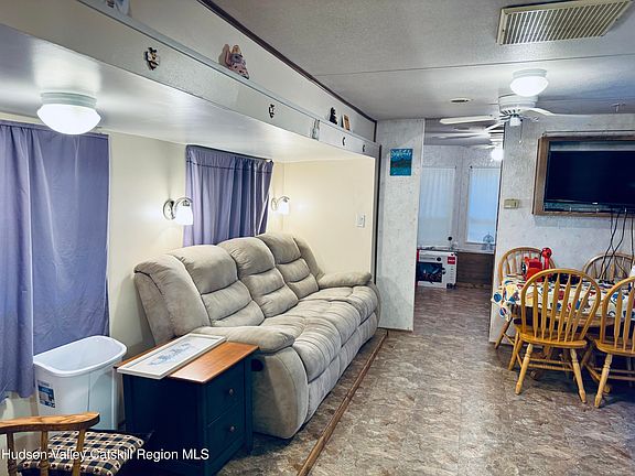 4th image of 783 Woodstock Road #99