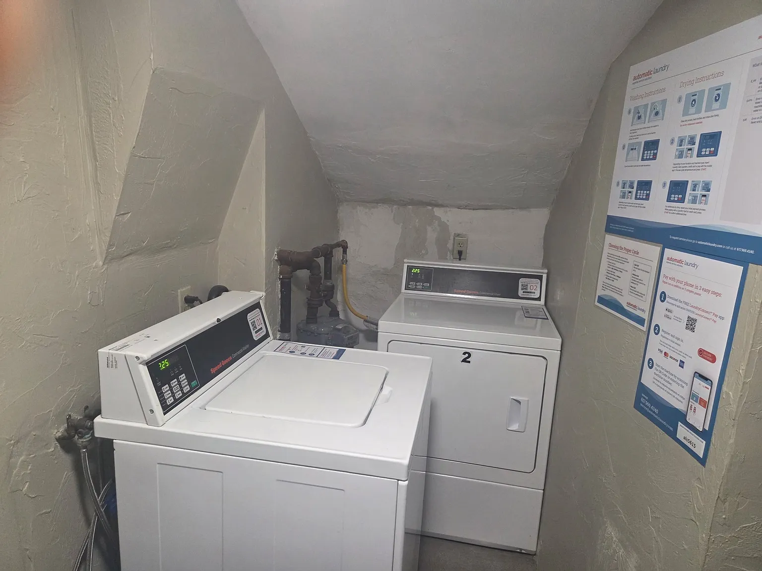 Studio, 300 sqft, $1,975 — Photo 4