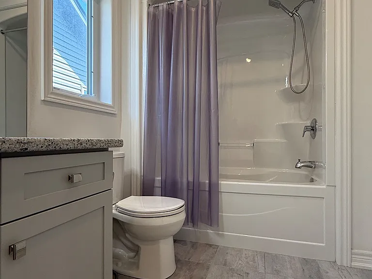 72 McLean Ave — Photo 24