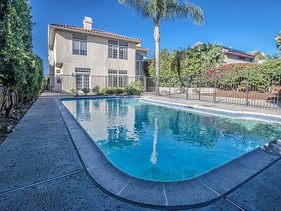 3rd image of 10831 Red Rock Dr