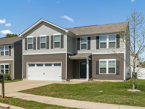3rd image of 1937 Belle Arbor Dr