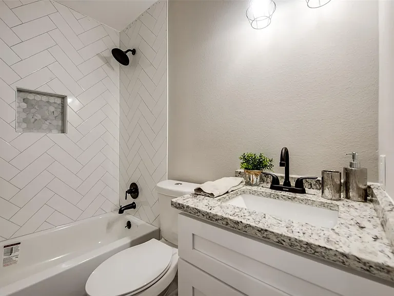 2617 Ryan Ave — Photo 11