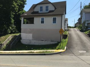 911 Hancock Ave, Vandergrift, PA