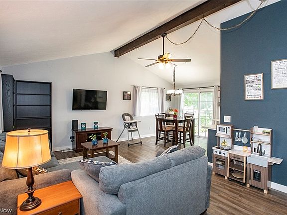 4th image of 6526 Stonecrest Dr