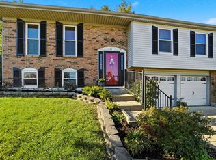 21 Orchard Knoll Dr, Cincinnati, OH 45215