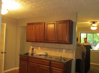 13518 Z St, Omaha, NE 68137