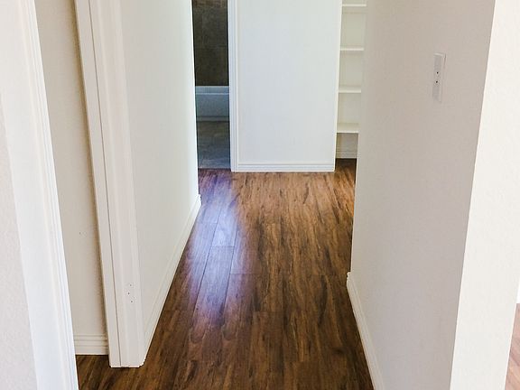 3rd image of 16032 N 33rd Ave