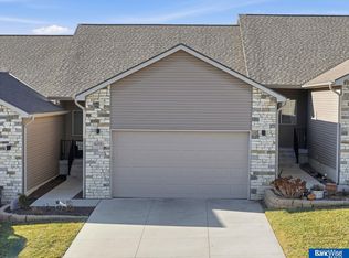 605 Cedar St, Hickman, NE 68372