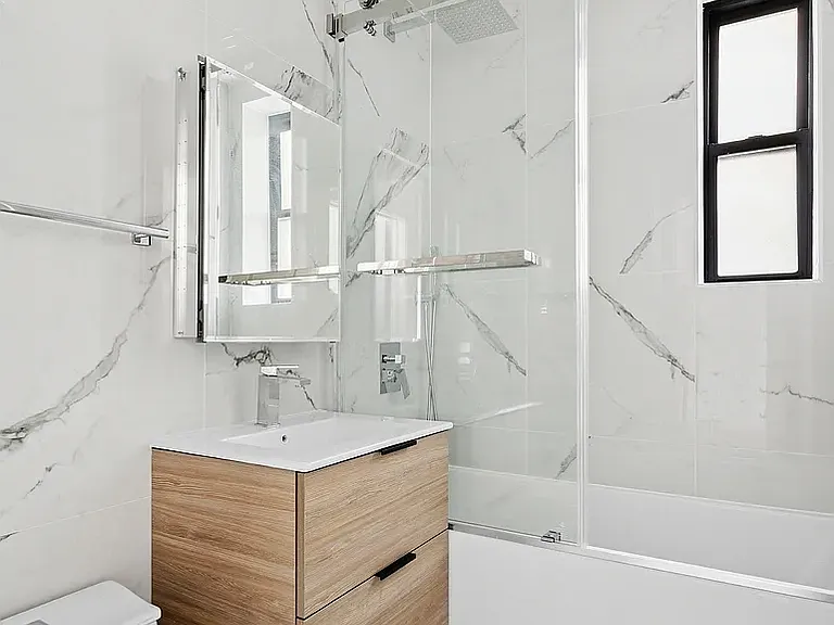 1875 Lexington Ave #4C — Photo 4