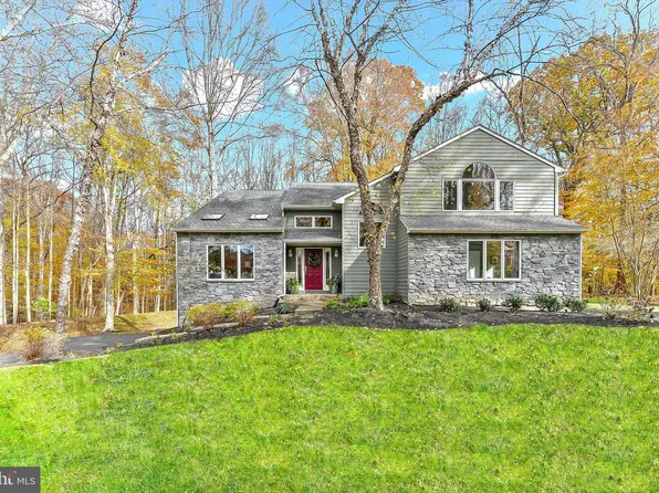 5 Copper Beech Ct, Landenberg, PA 19350