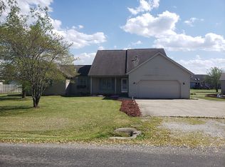 121 Hickory St, Kincaid, IL 62540