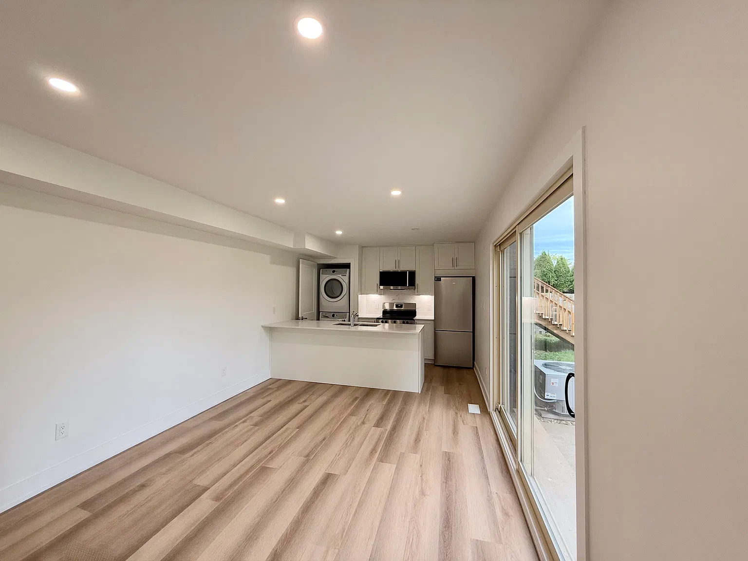 3-47 Sherwood Forest Trail ON L3C5X7 — Photo 2