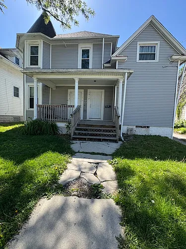 1812 Pershing Ave Photo 1