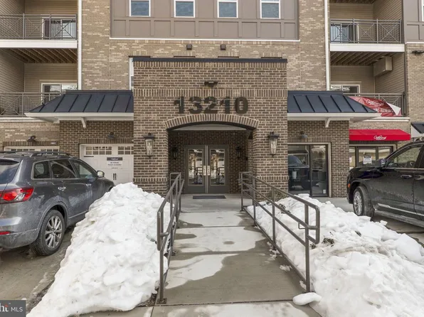 13210 Petrel St #3105, Clarksburg, MD 20871