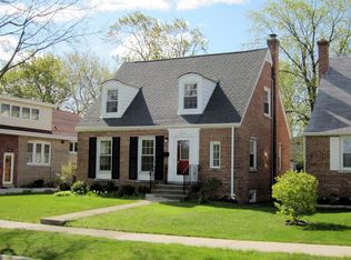 1313 Willow Ave, Des Plaines, IL