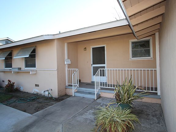 5th image of 11781 Robert Ln