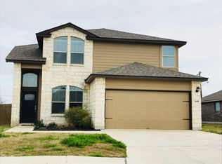1608 Paint Brush Dr, Lockhart, TX 78644