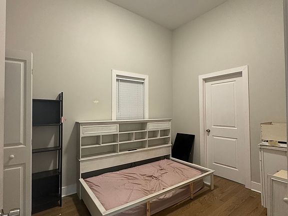 5th image of 2421 N Clybourn Ave #1A