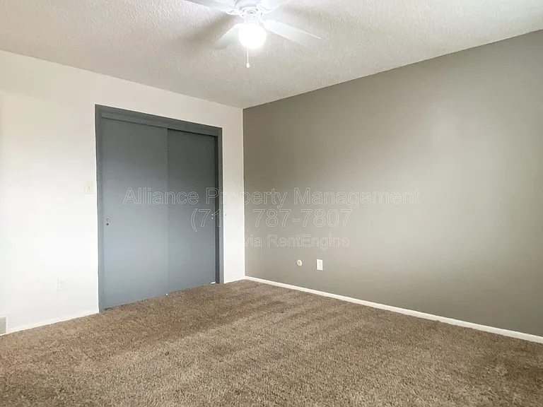 6087 Del Rey Dr — Photo 15