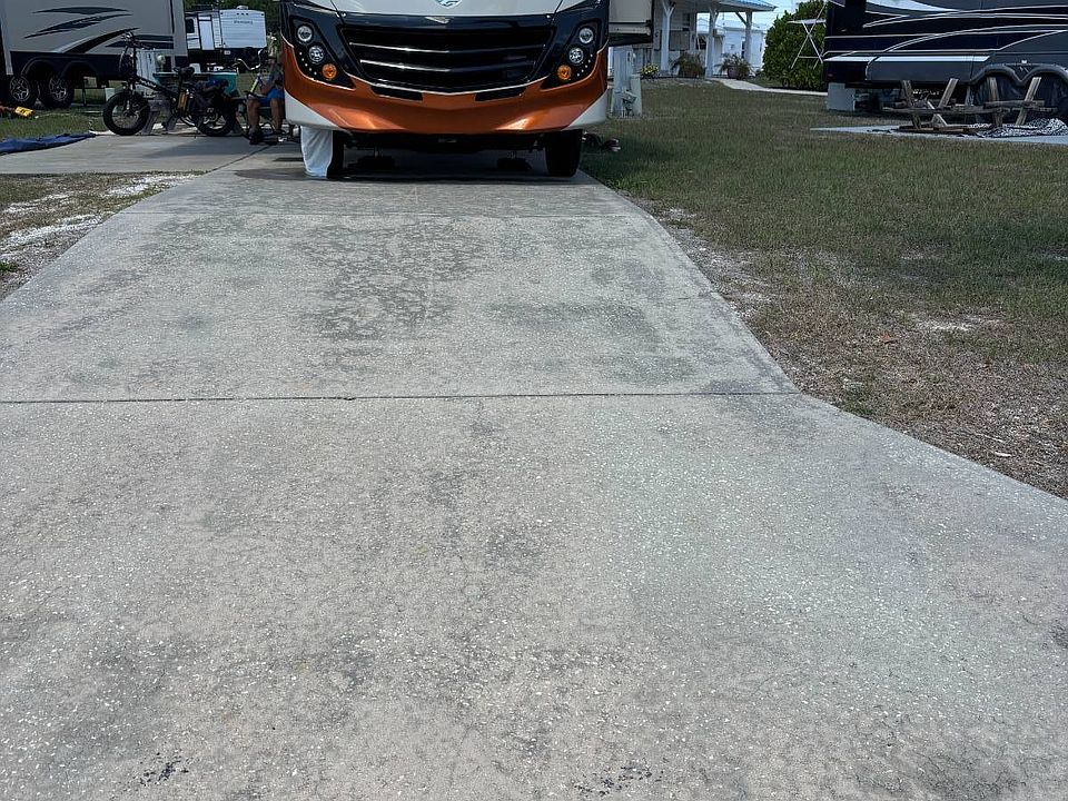 1st image of 47 Oak Ridge Cir